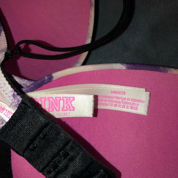 PINK VS Wear Everywhere Push Up - Picture 4 of 4